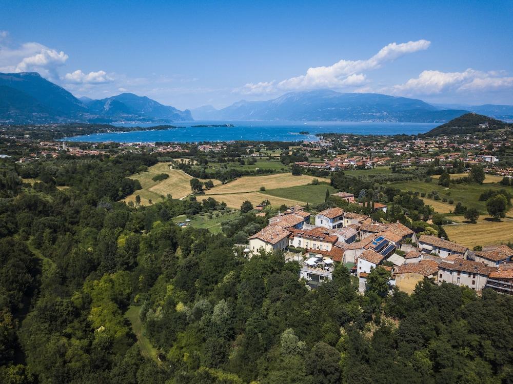 Hotel Borgo dei Poeti Wellness Resort