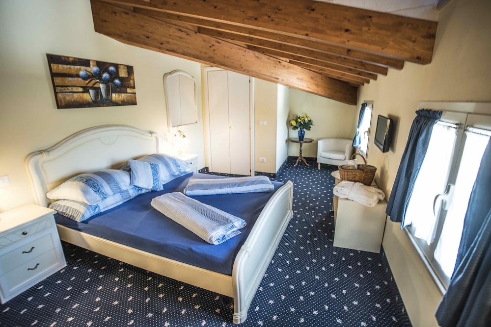 Hotel Borgo dei Poeti Wellness Resort