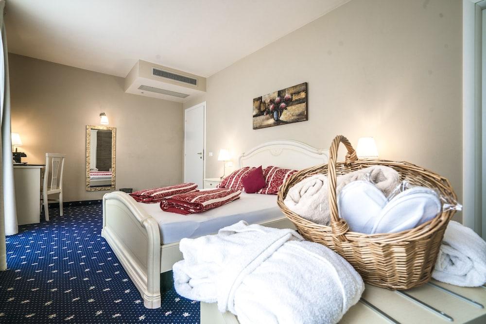 Hotel Borgo dei Poeti Wellness Resort