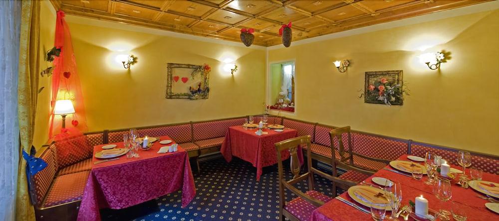 Hotel Borgo dei Poeti Wellness Resort