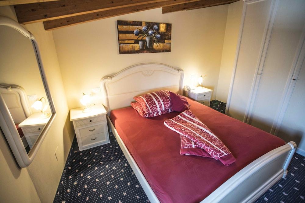 Hotel Borgo dei Poeti Wellness Resort