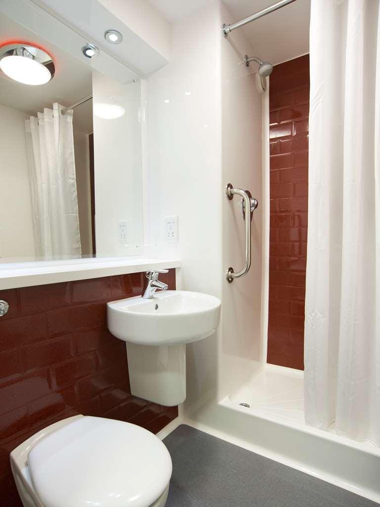 Travelodge Kingston Upon Thames Central