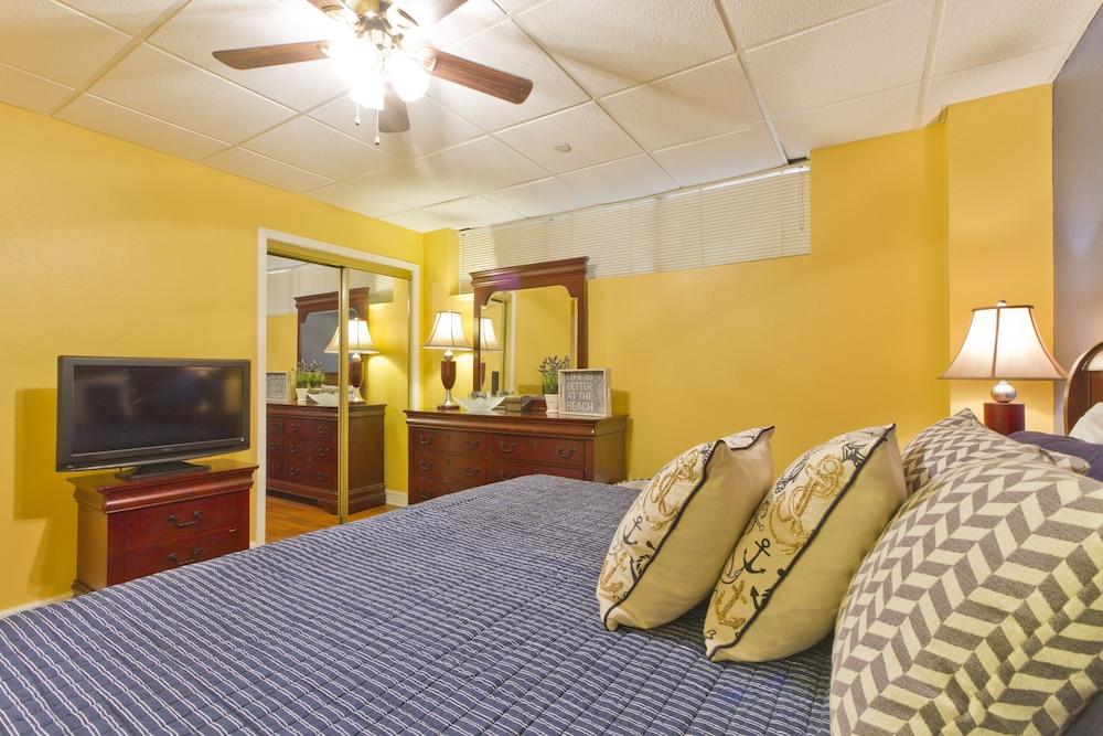 Galleon Bay Resort