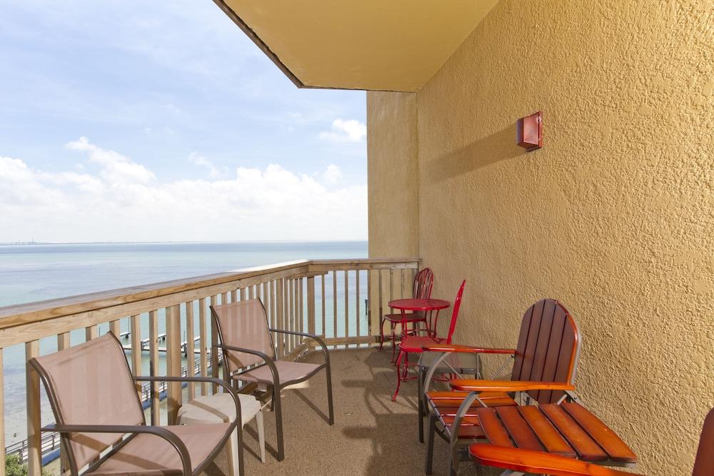 Galleon Bay Resort