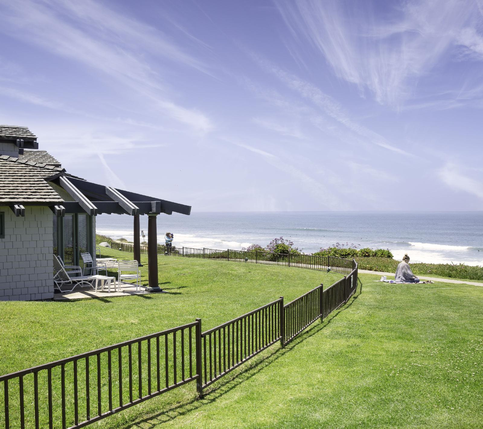 Wave Crest Del Mar