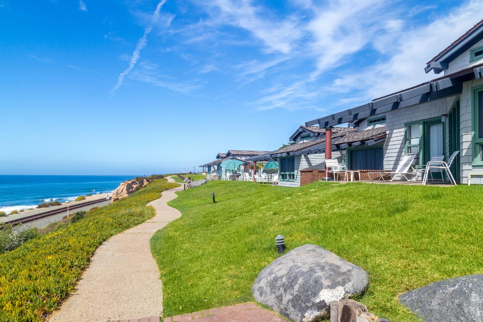 Wave Crest Del Mar