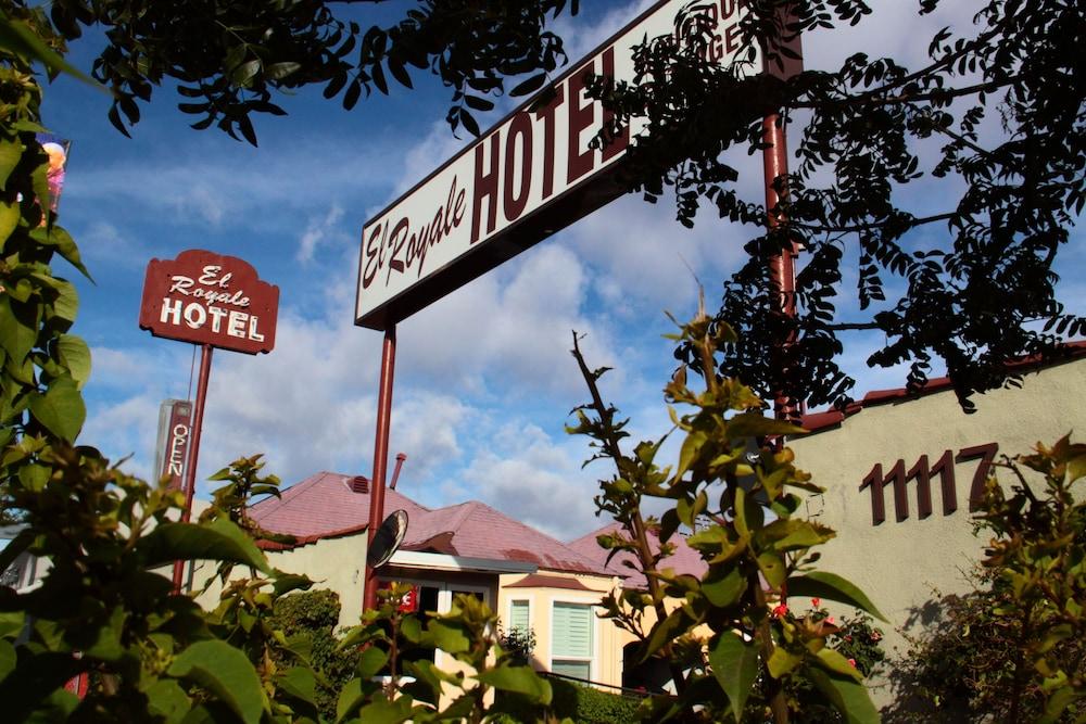 El Royale Hotel