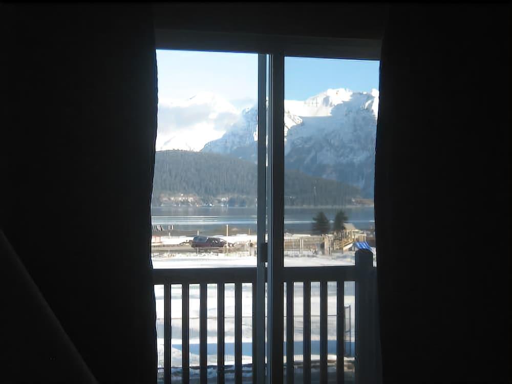 Murphy's Alaskan Inn
