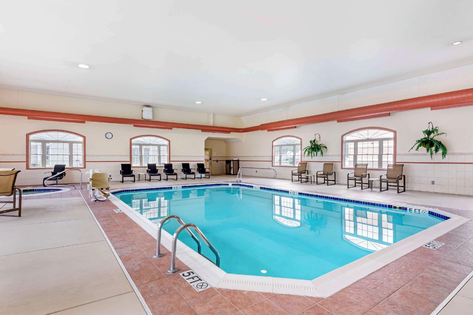 Best Western Plus Dutch Haus Inn and Suites