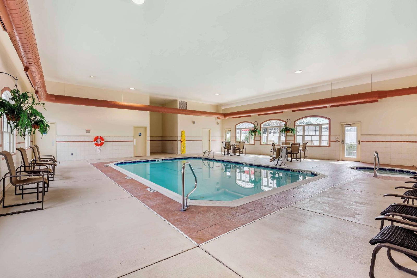 Best Western Plus Dutch Haus Inn and Suites