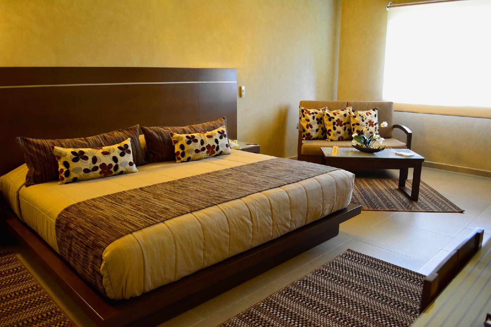 Layfer Express and Hotel Inn Cordoba