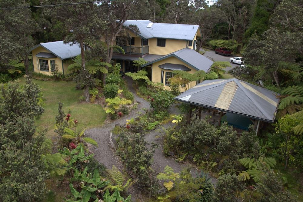 Kilauea Lodge