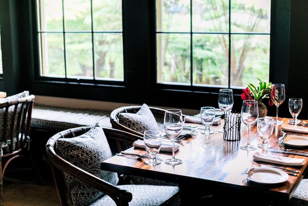 Kilauea Lodge