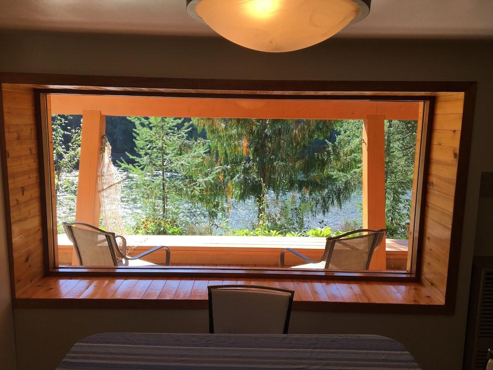 Riverside Adventures Vacation Rentals