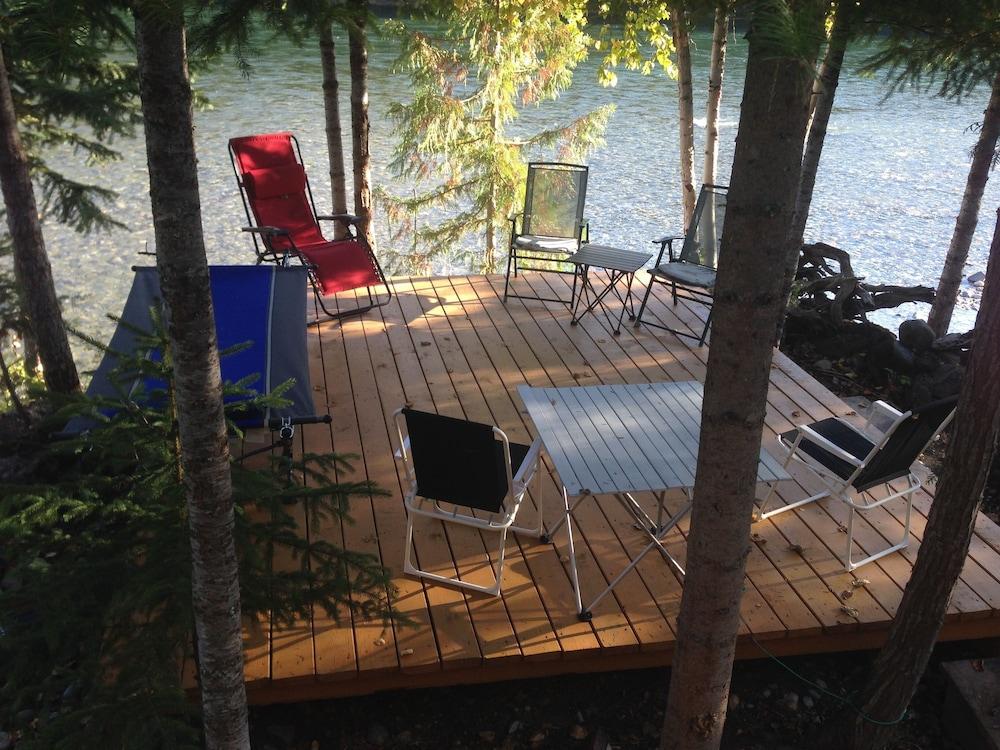 Riverside Adventures Vacation Rentals