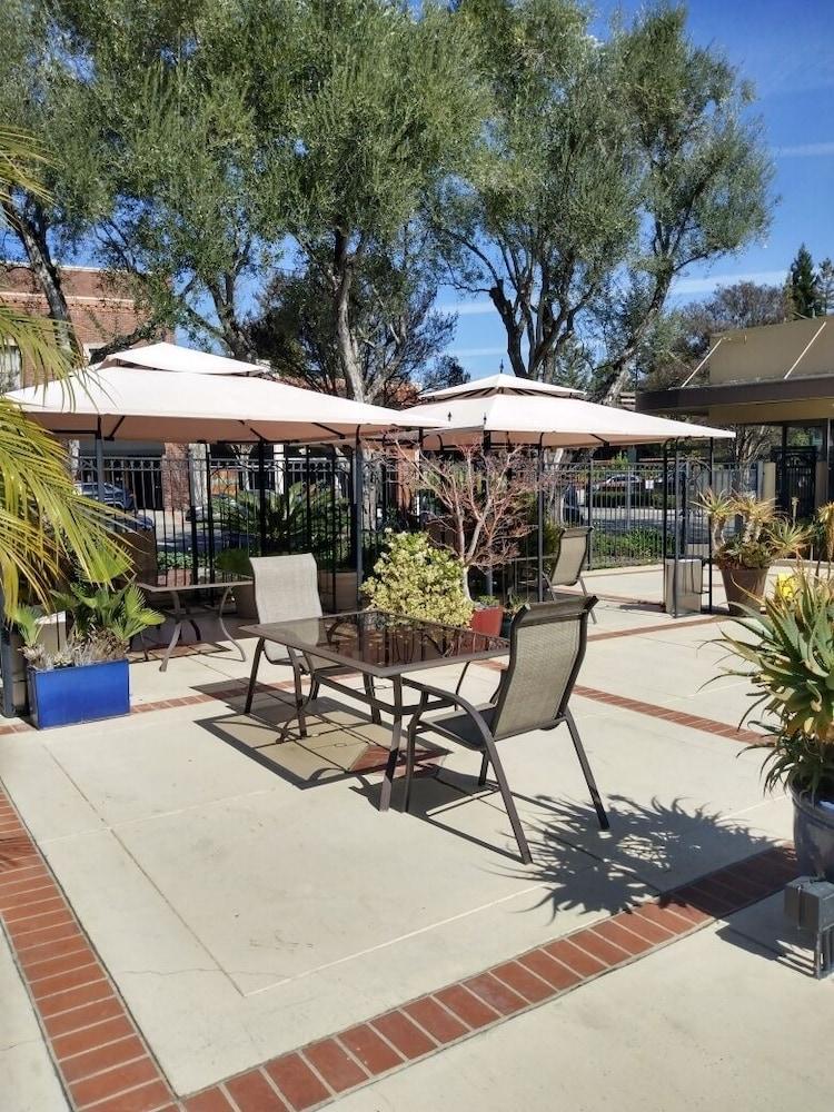 Los Gatos Garden Inn