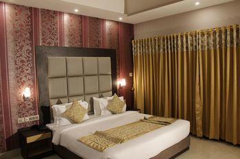 Terrace Valley Clarks Inn Gangtok