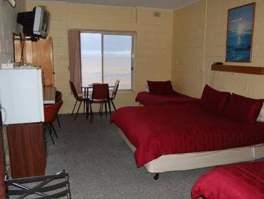 Meningie's Waterfront Motel