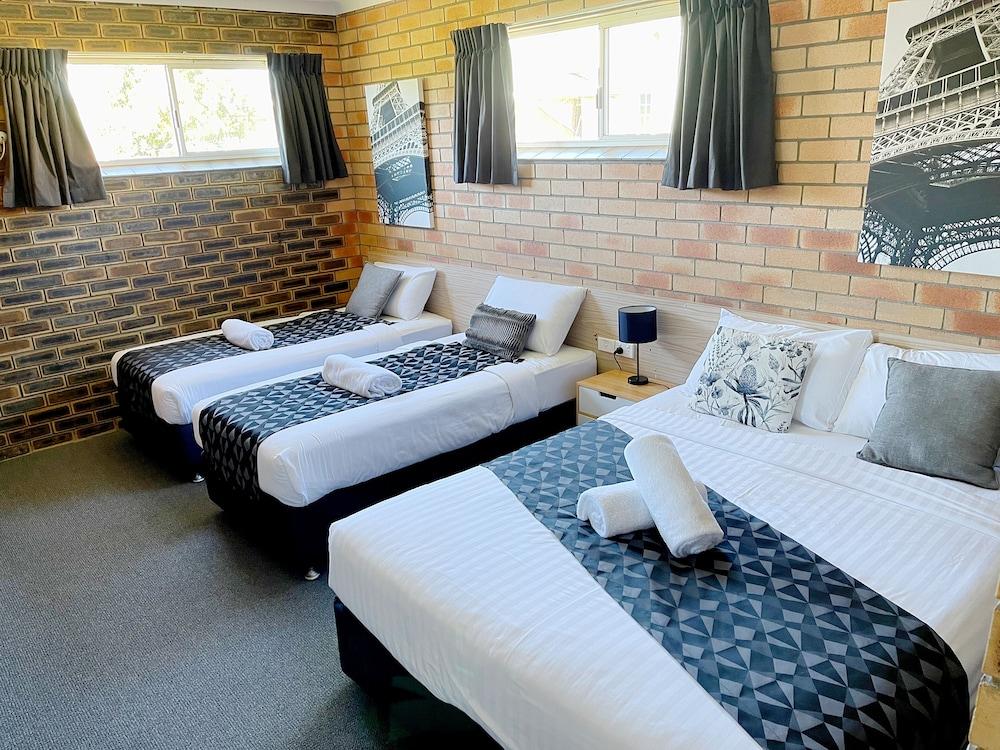 squatters homestead motel