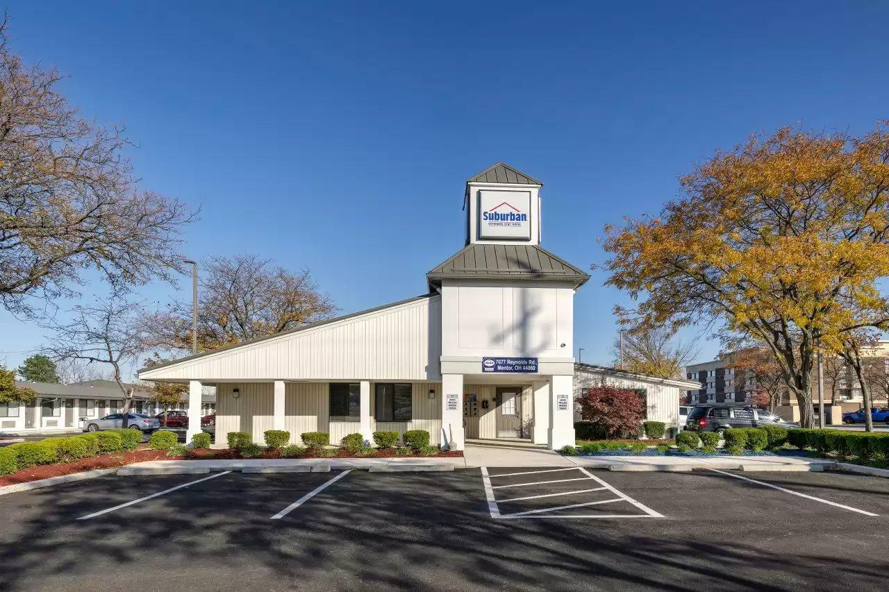 Suburban Studios Mentor - Cleveland Northeast