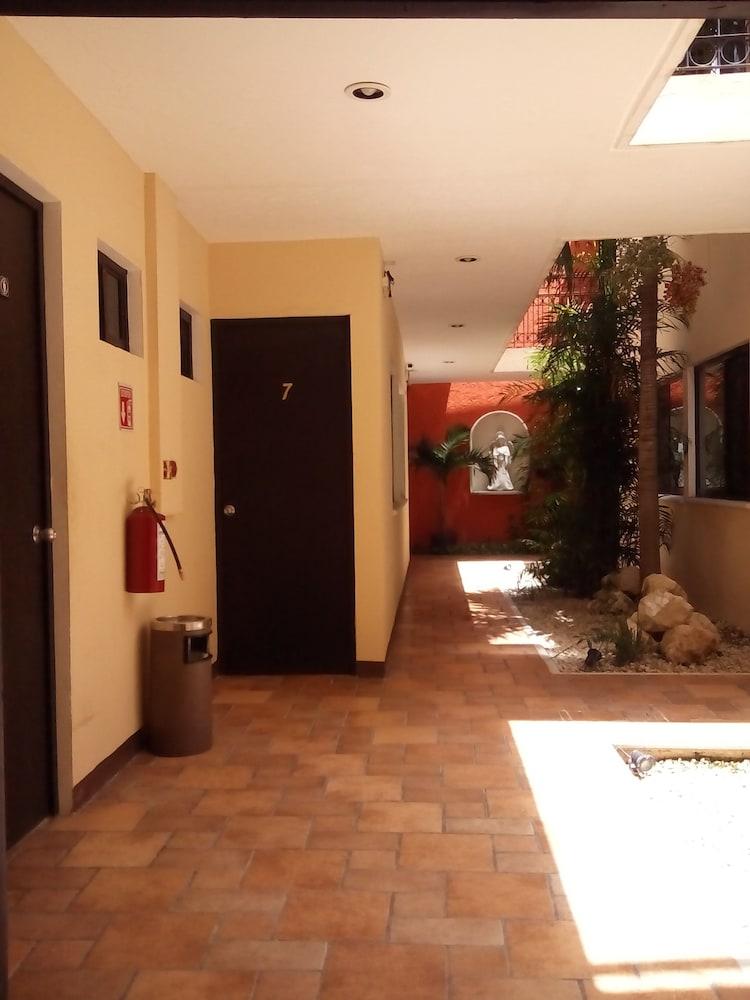 Hotel Catedral Campeche