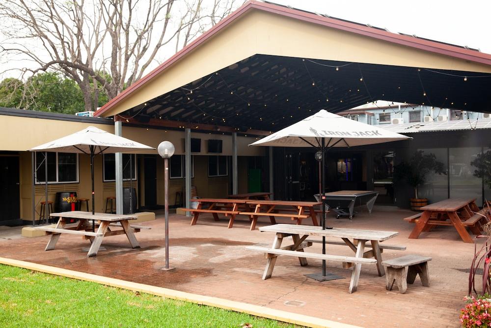 Royal Hotel