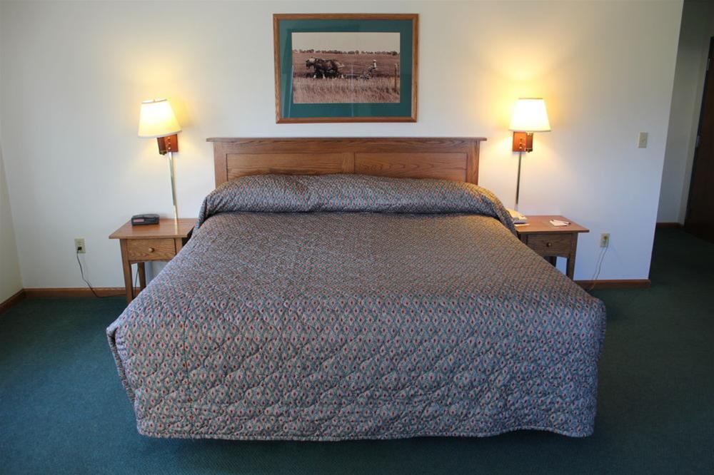 Farmstead Inn & Conference Center