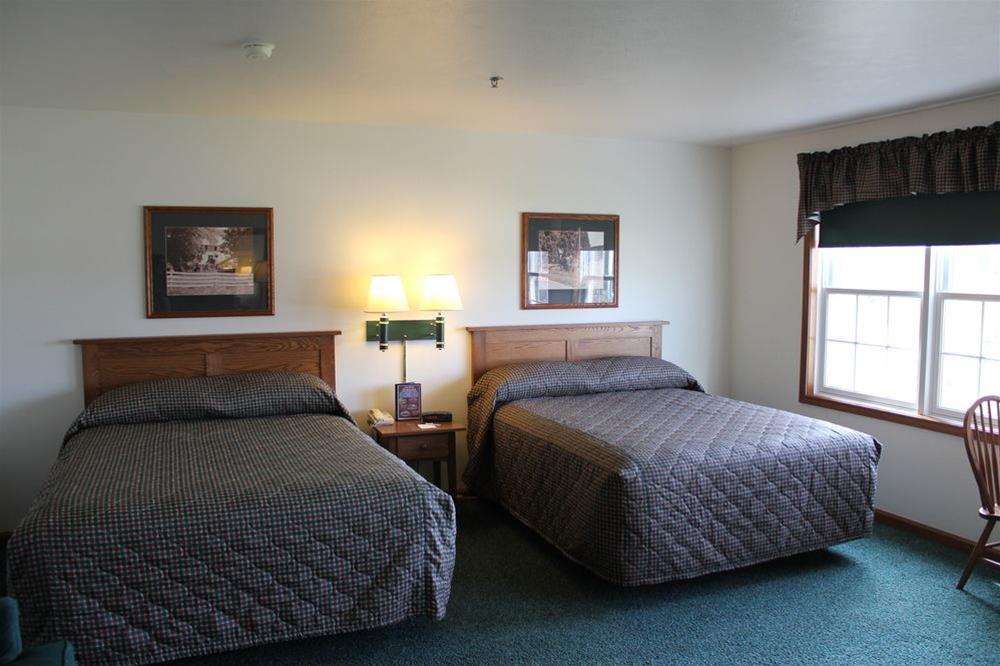 Farmstead Inn & Conference Center