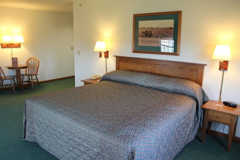 Farmstead Inn & Conference Center