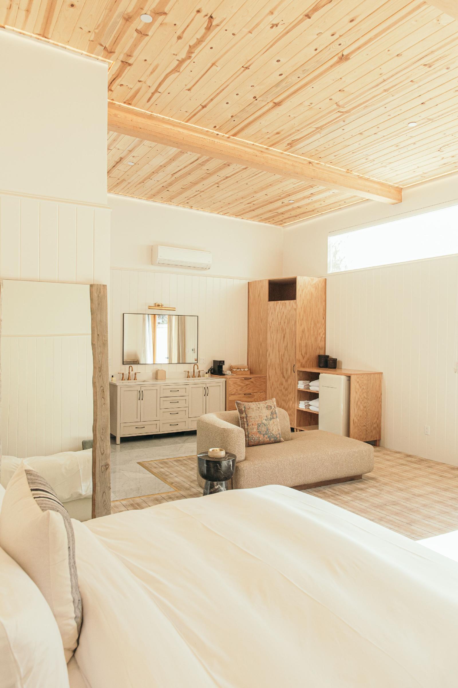 Calamigos Guest Ranch