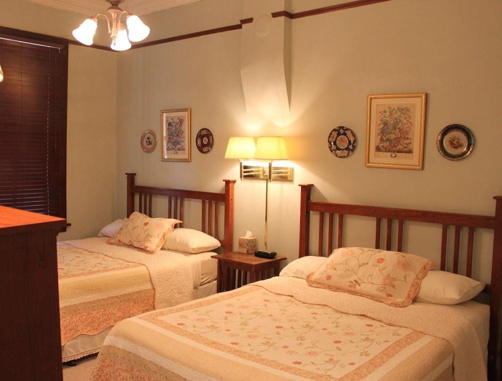 The Hotel Limpia