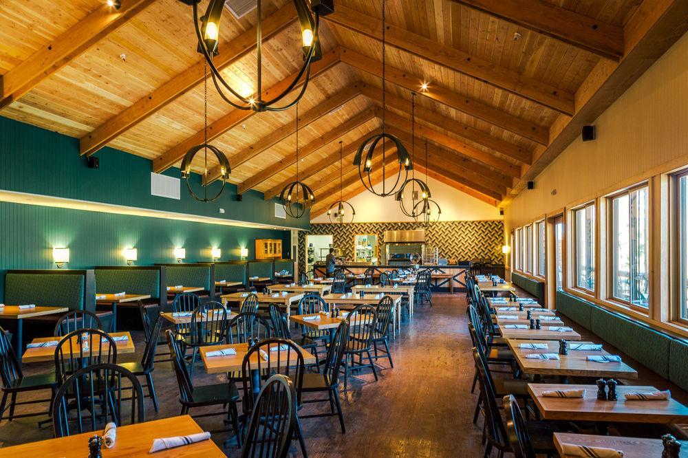 Rush Creek Lodge at Yosemite