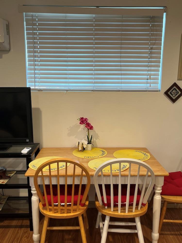 Sunshine La Bnb