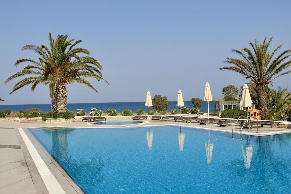 Irini Hotel
