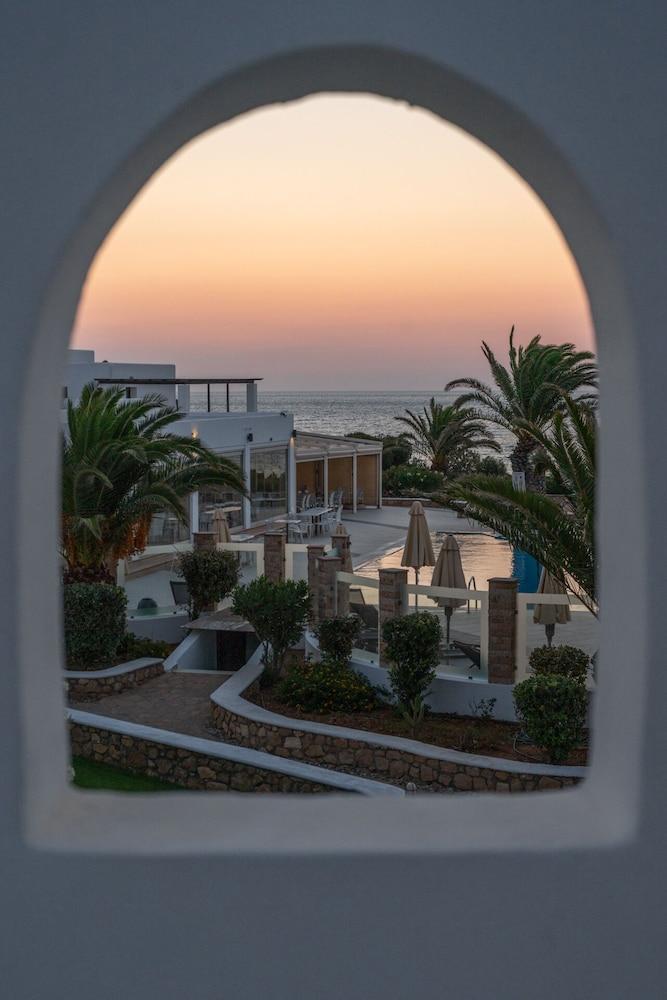 Irini Hotel