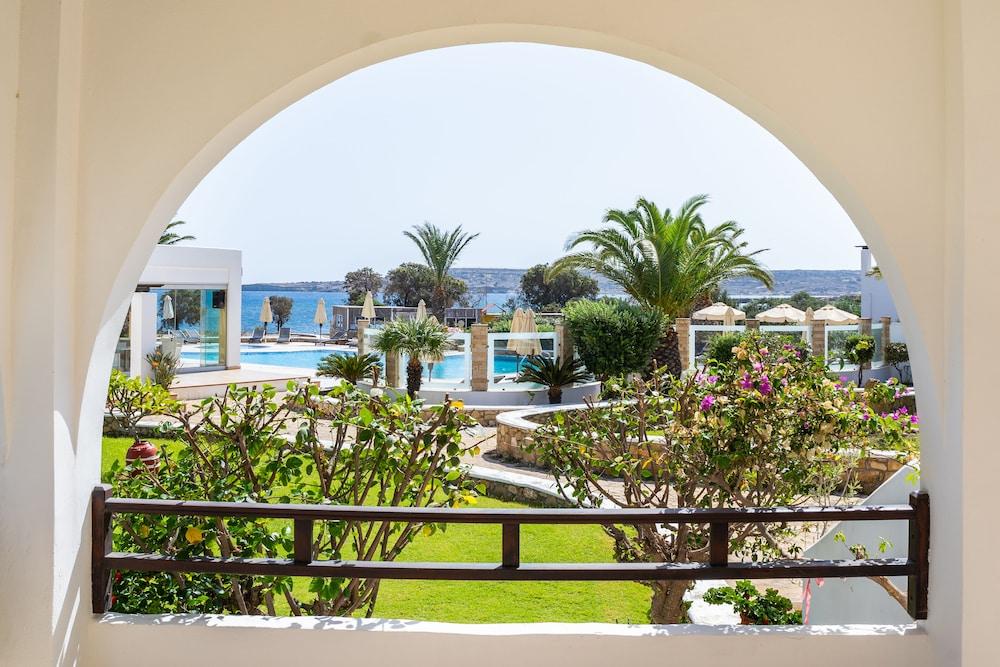 Irini Hotel