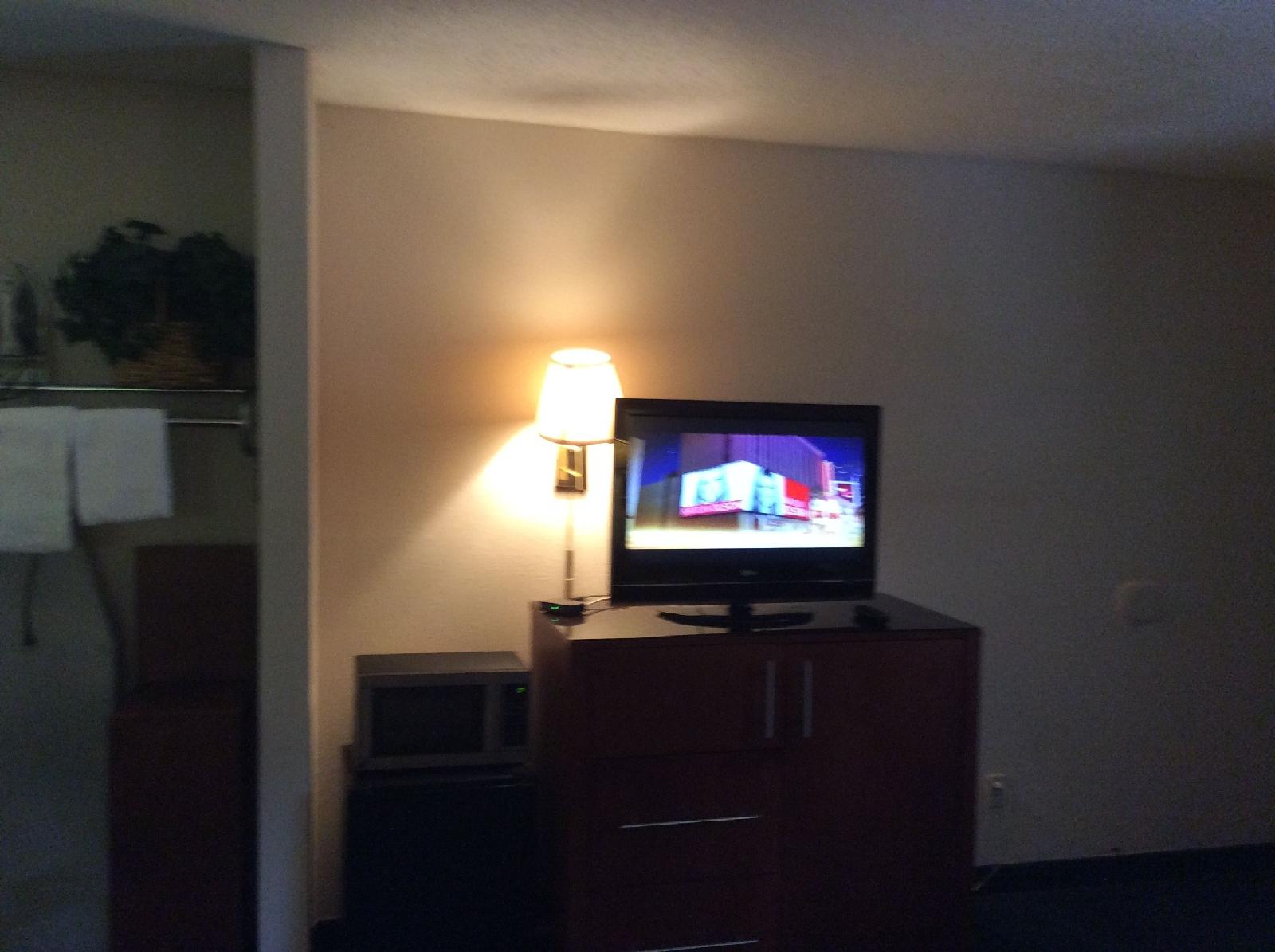 Americas Best Inn & Suites