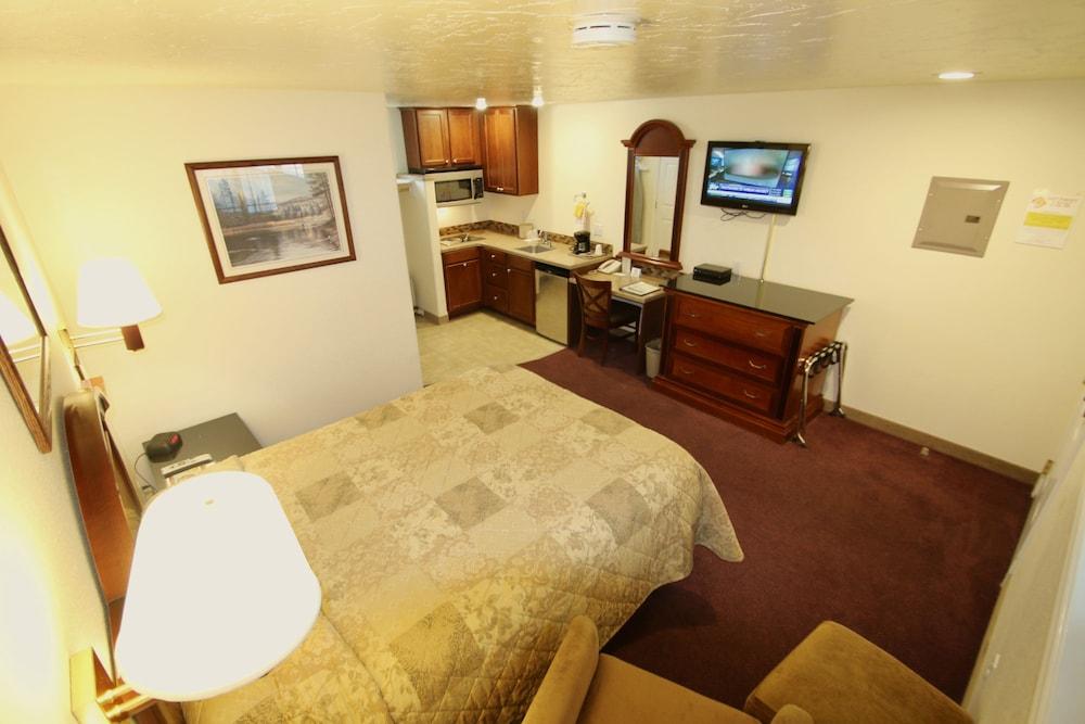 Gateway Inn