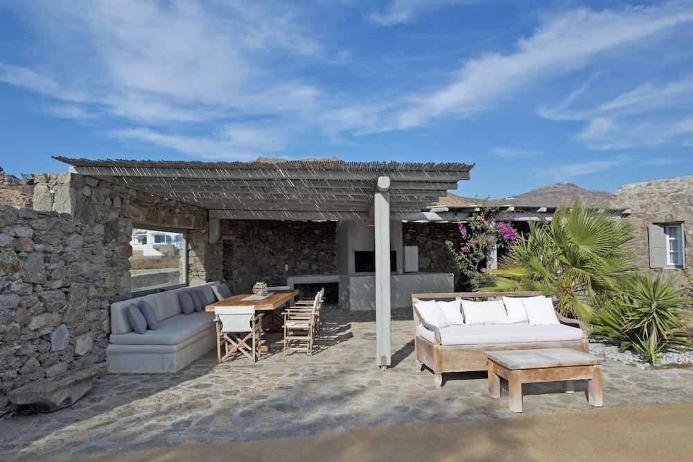 Thalasses Villas