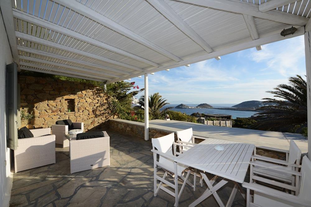 Thalasses Villas