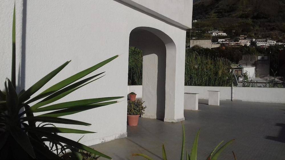 Villa Thomas B&B