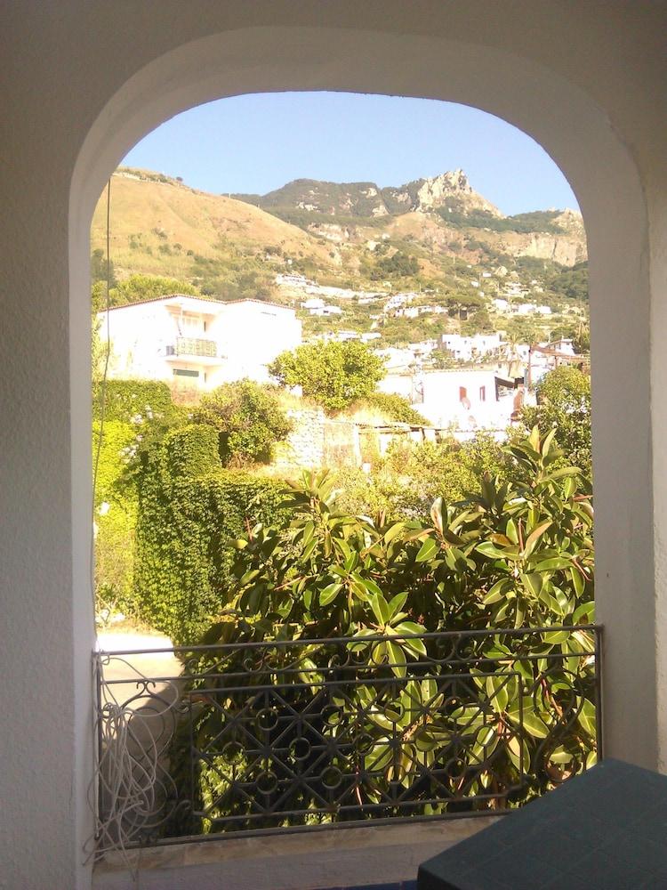 Villa Thomas B&B