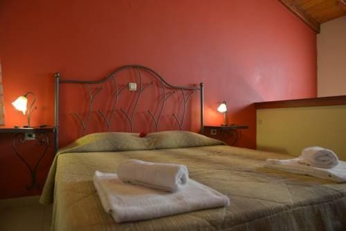 Megali Luxuries Apartments