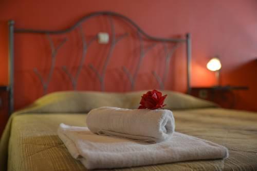 Megali Luxuries Apartments