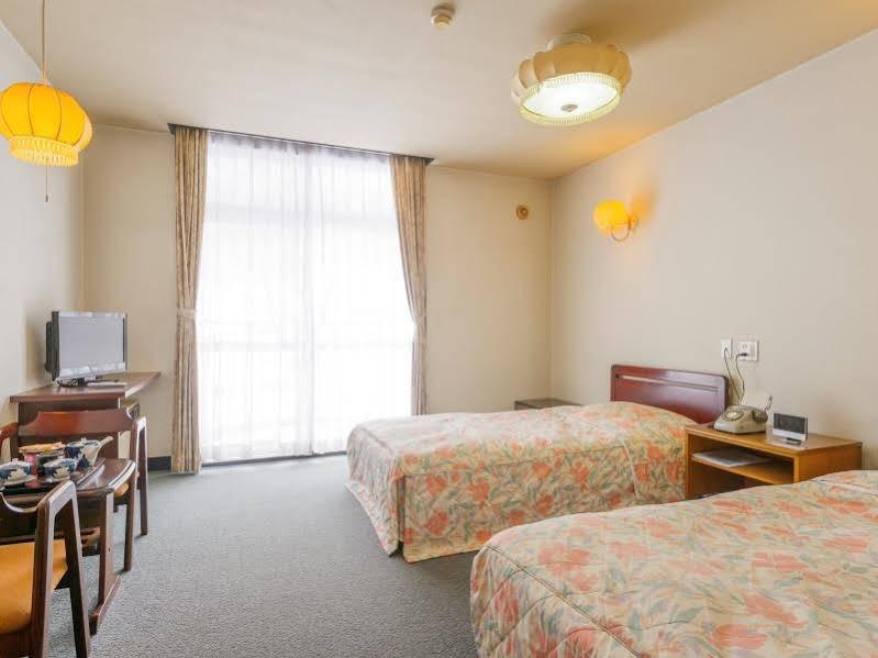 Ikenotaira Shirakabakogen Hotel