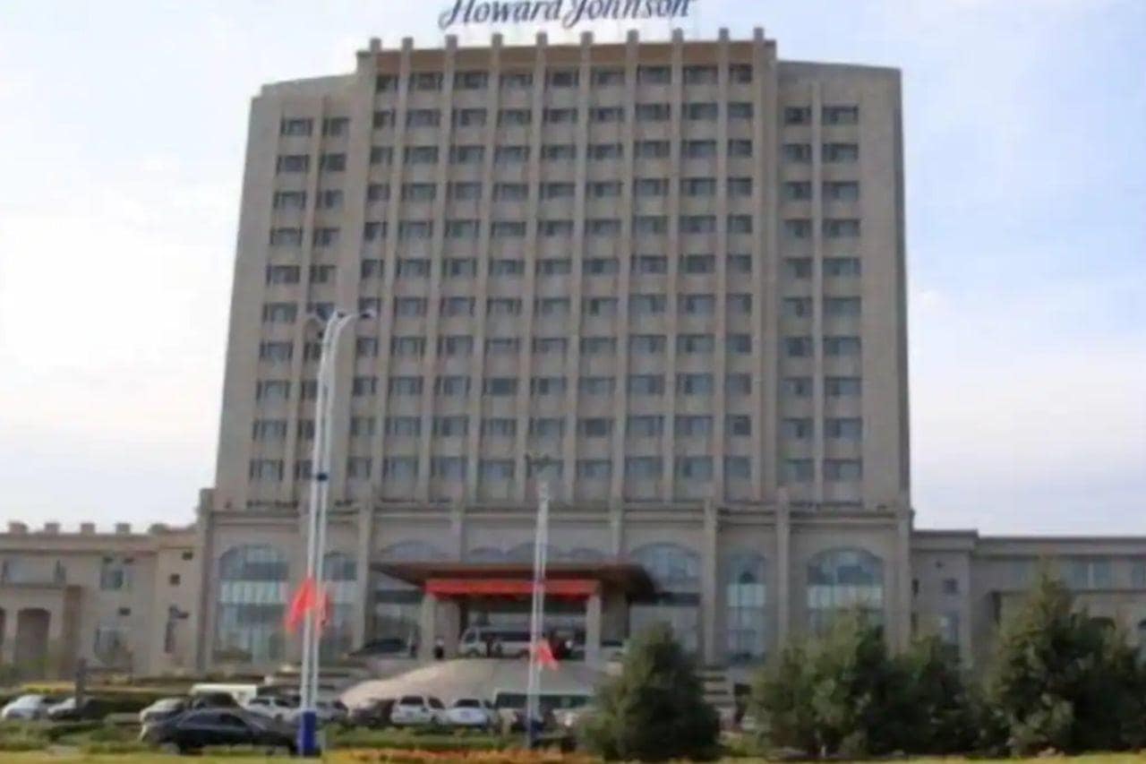 Howard Johnson Domando Plaza Wulanchabu