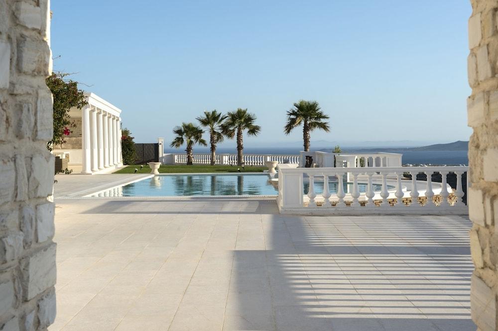 Villa Aethra