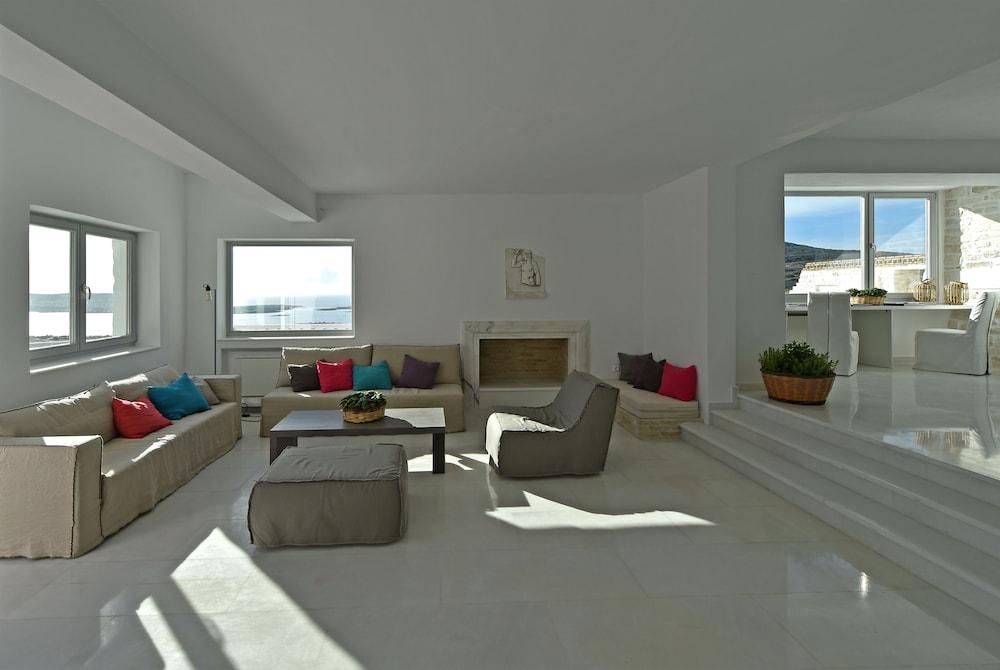 Villa Aethra