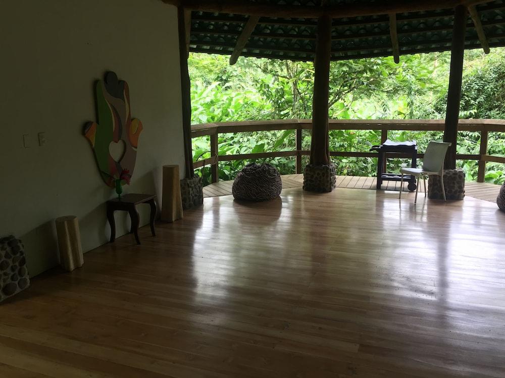 Cinco Ceibas Rainforest Reserve and Adventure Park