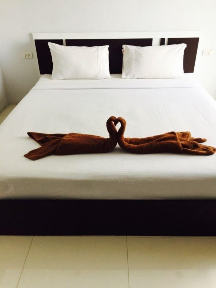 Bad Boys Guesthouse Patong
